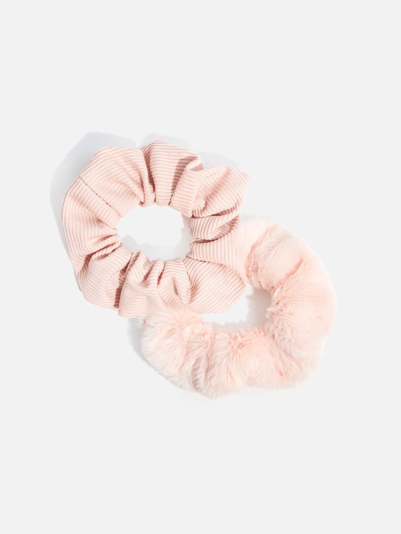 Scrunchie 2-Pack Rosa – Ribbad och Fluffig Hårsnodd