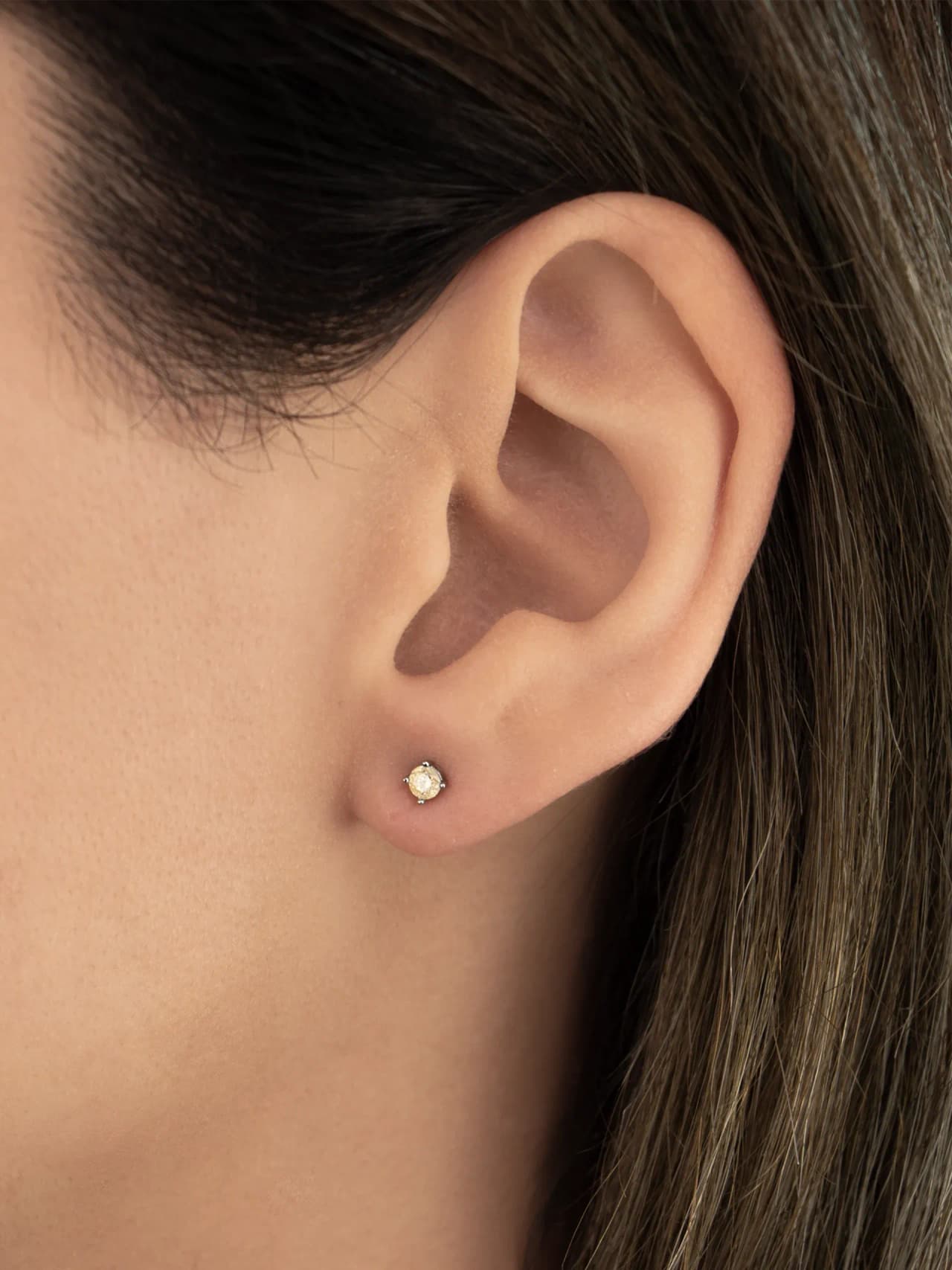 3mm Platinumpläterade Stud Örhängen med Kubisk Zirkonia
