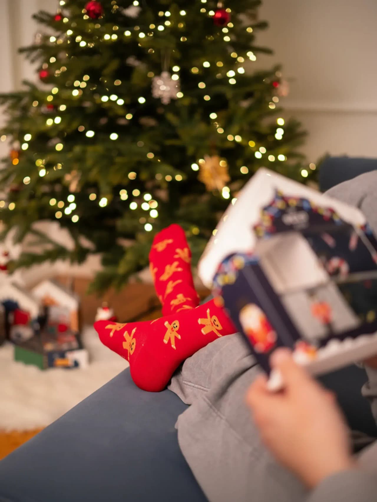 Pepparkaksdröm & Polkastång – Julstrumpor Herr 4-pack Gåvoset