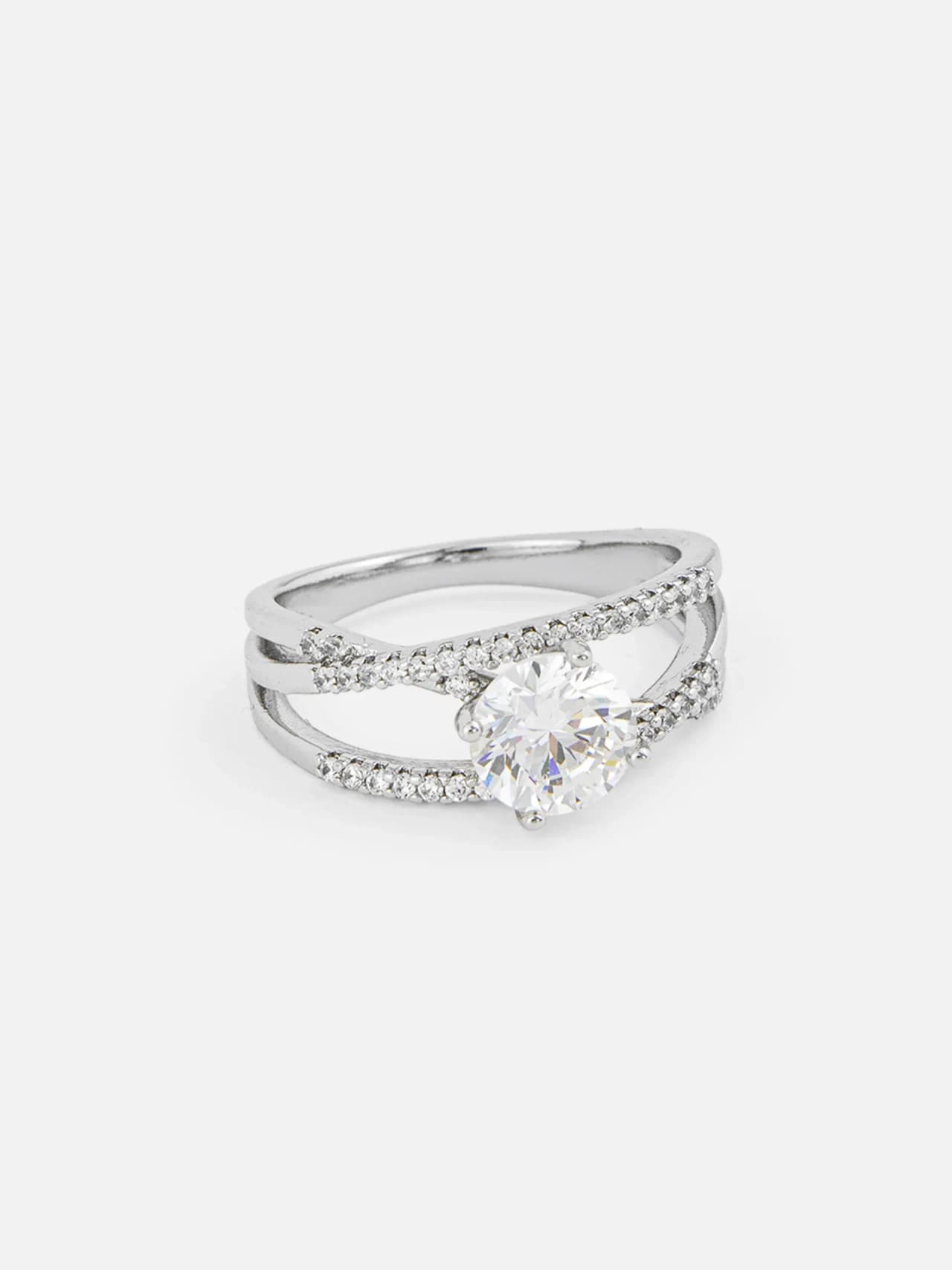 Platinaplätterad Ring med Full Kubisk Zirkonia