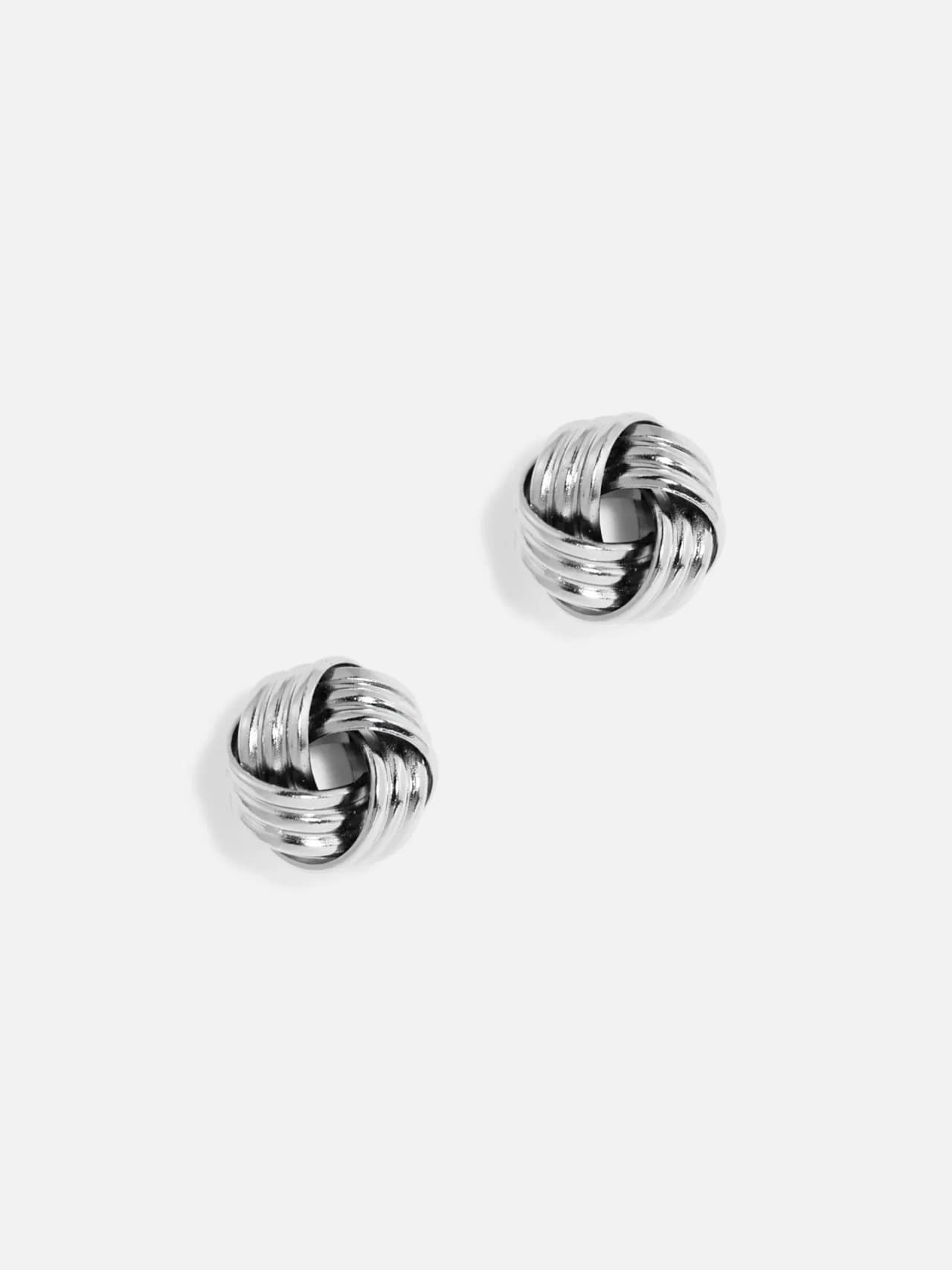 Rhodiumpläterade Stud Örhängen med Flätad Design