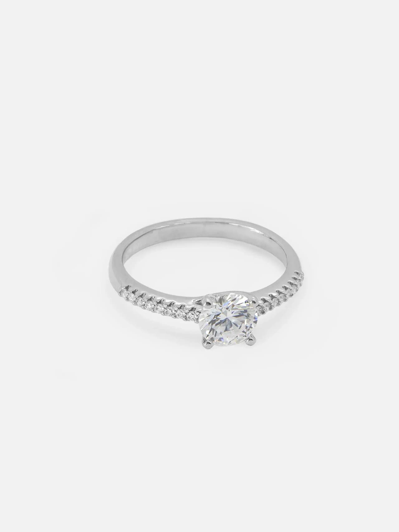 Ring – Platinumpläterad med Kubisk Zirkonia