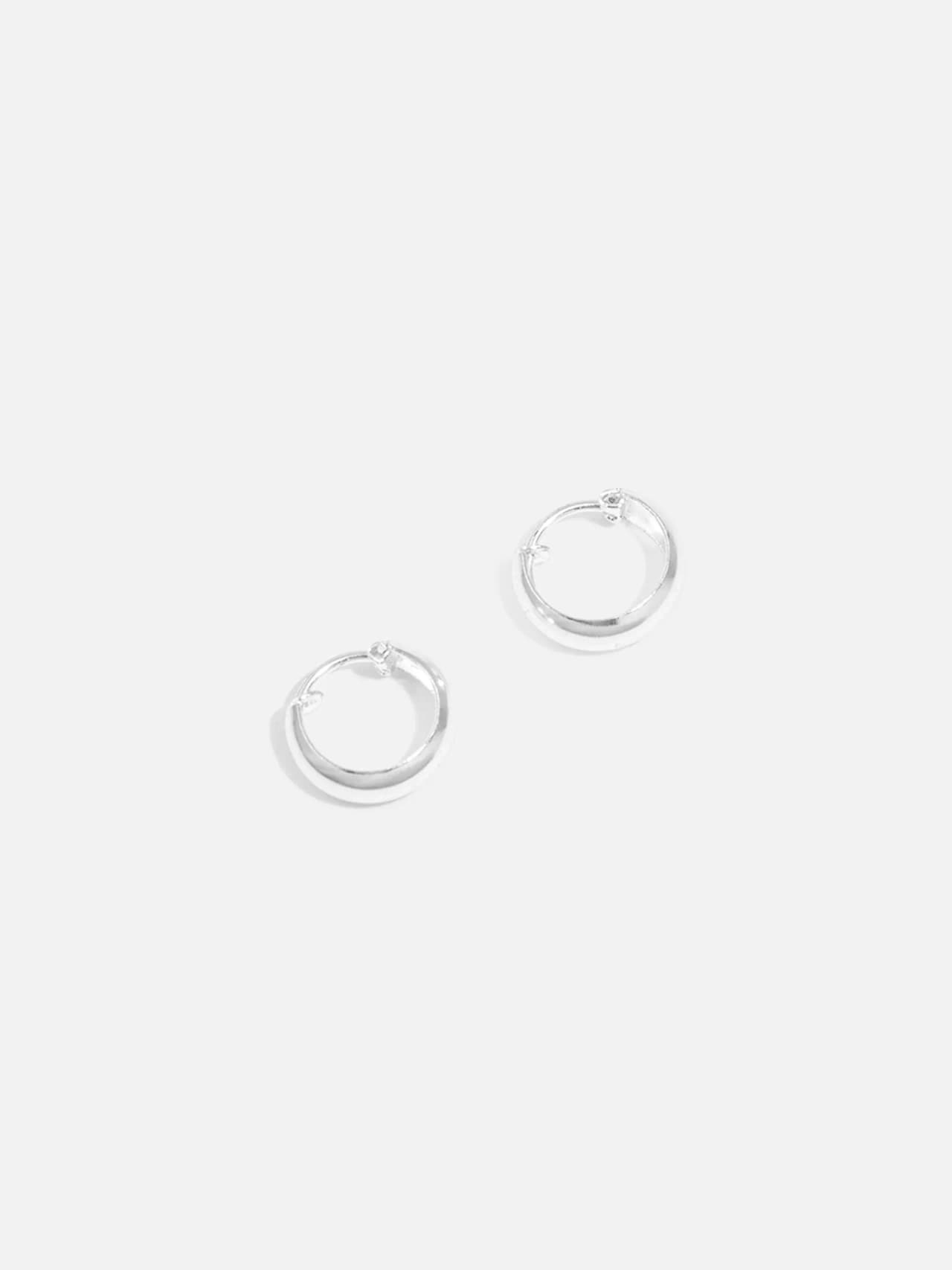 Små Hoop-Örhängen i 925 Sterlingsilver