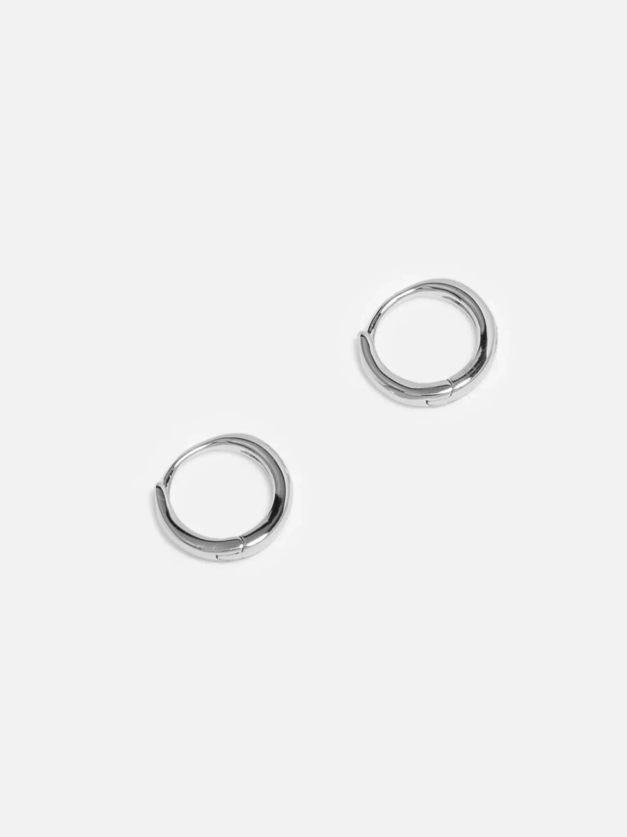 Små Platinumpläterade Hoop Örhängen