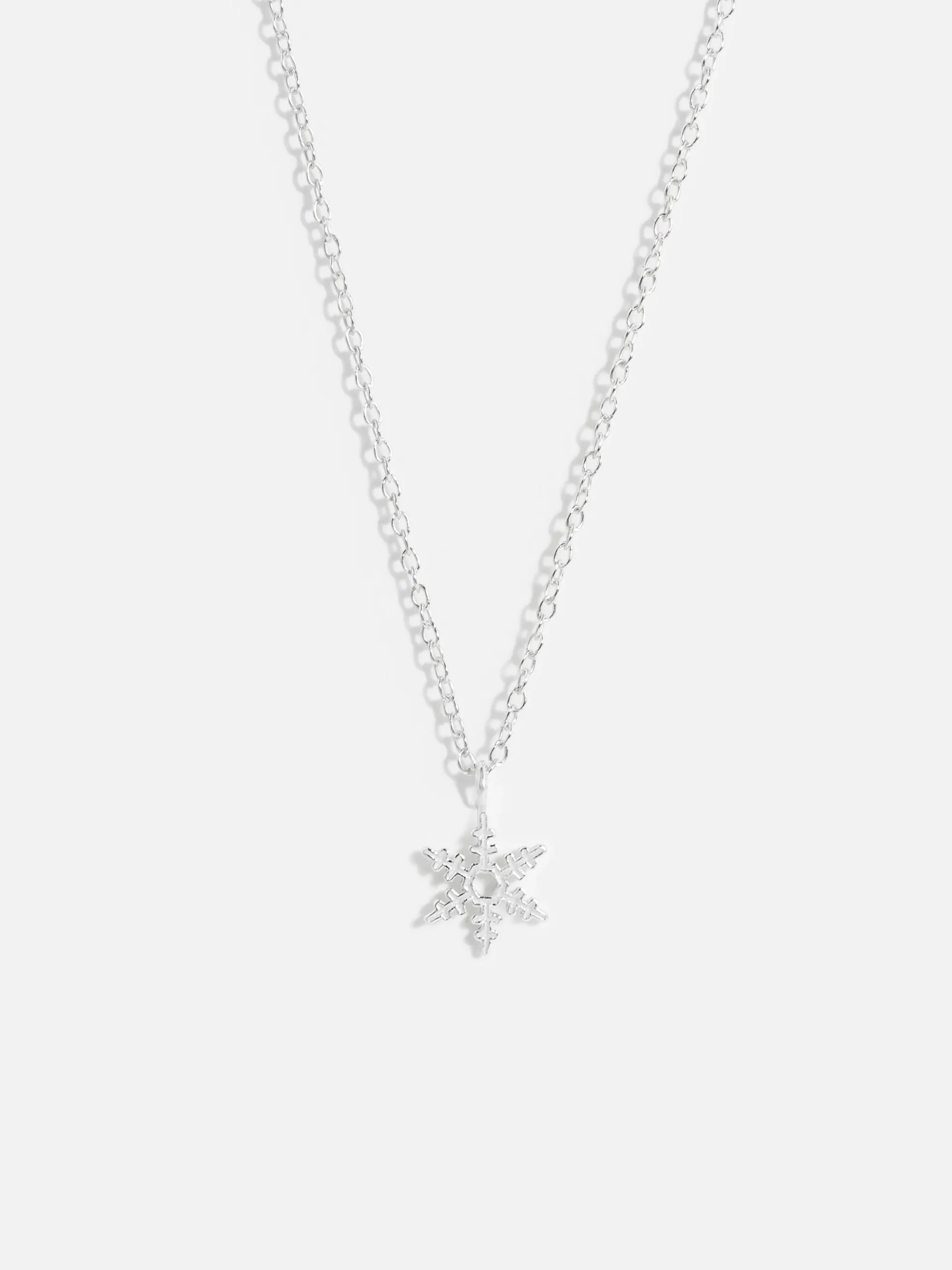Snöfling halsband i äkta silver, elegant och bly- och nickelfritt.