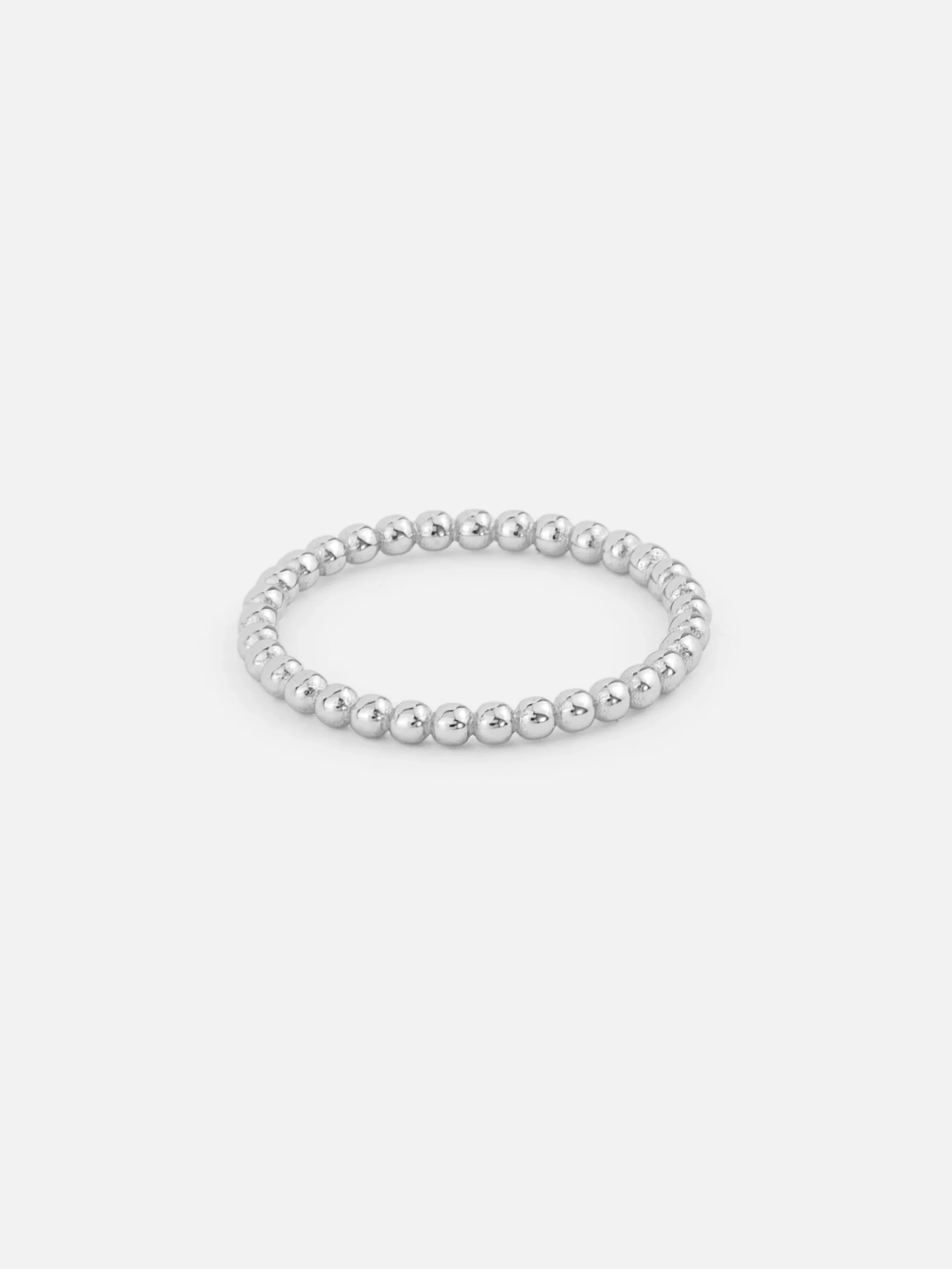 Pärlkedja ring i äkta silver, allergivänlig och högkvalitativ.